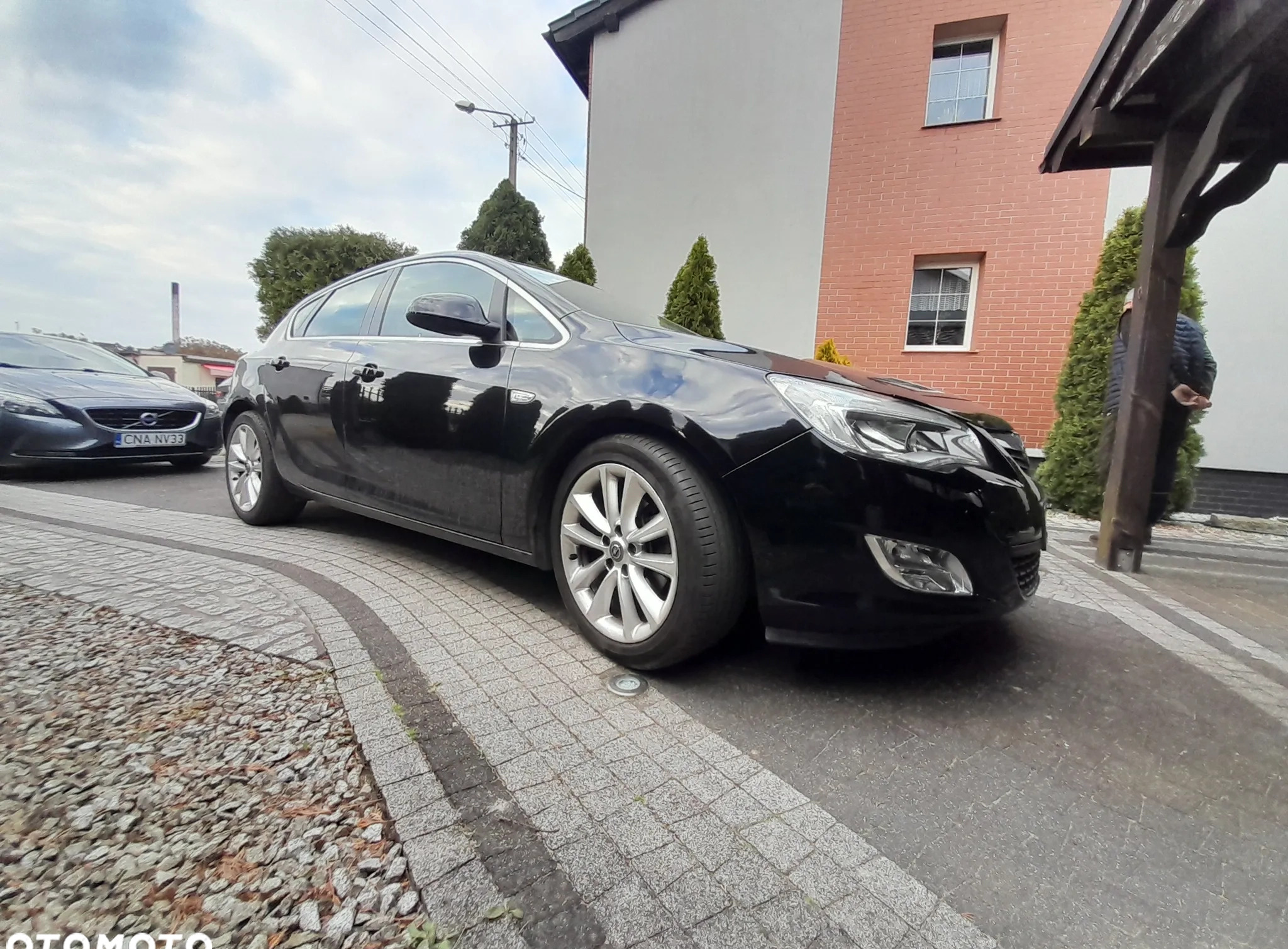 Opel Astra cena 21900 przebieg: 142375, rok produkcji 2010 z Witkowo małe 106
